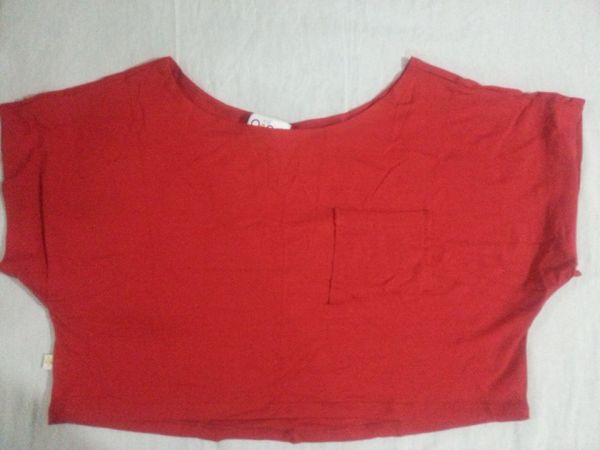 Blusa Caída Curta